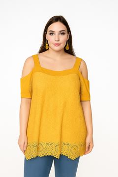 Immagine di LACE TOP WITH COLD SHOULDER